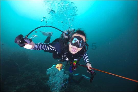梦幻西游丝叔豪掷54W为队友更新，拿神兽涎居然比牌子香？